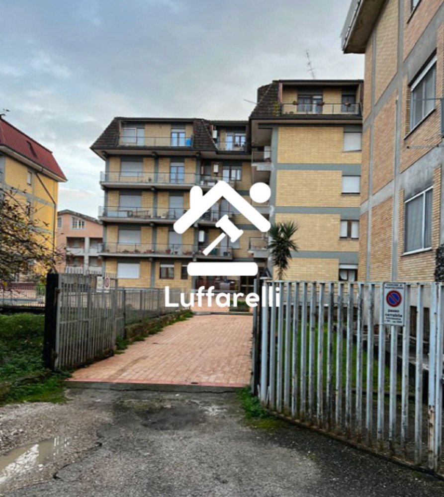 6-salle Appartement à Pontecorvo, Italy No. 228304