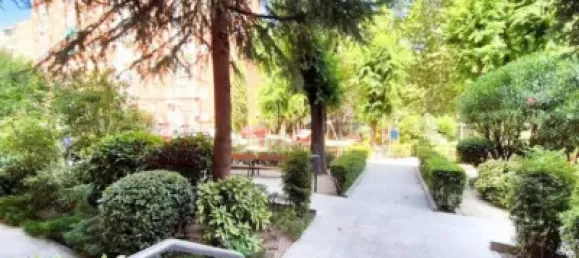 Apartamento de 5 dormitorios en Madrid, Spain No. 136614 35
