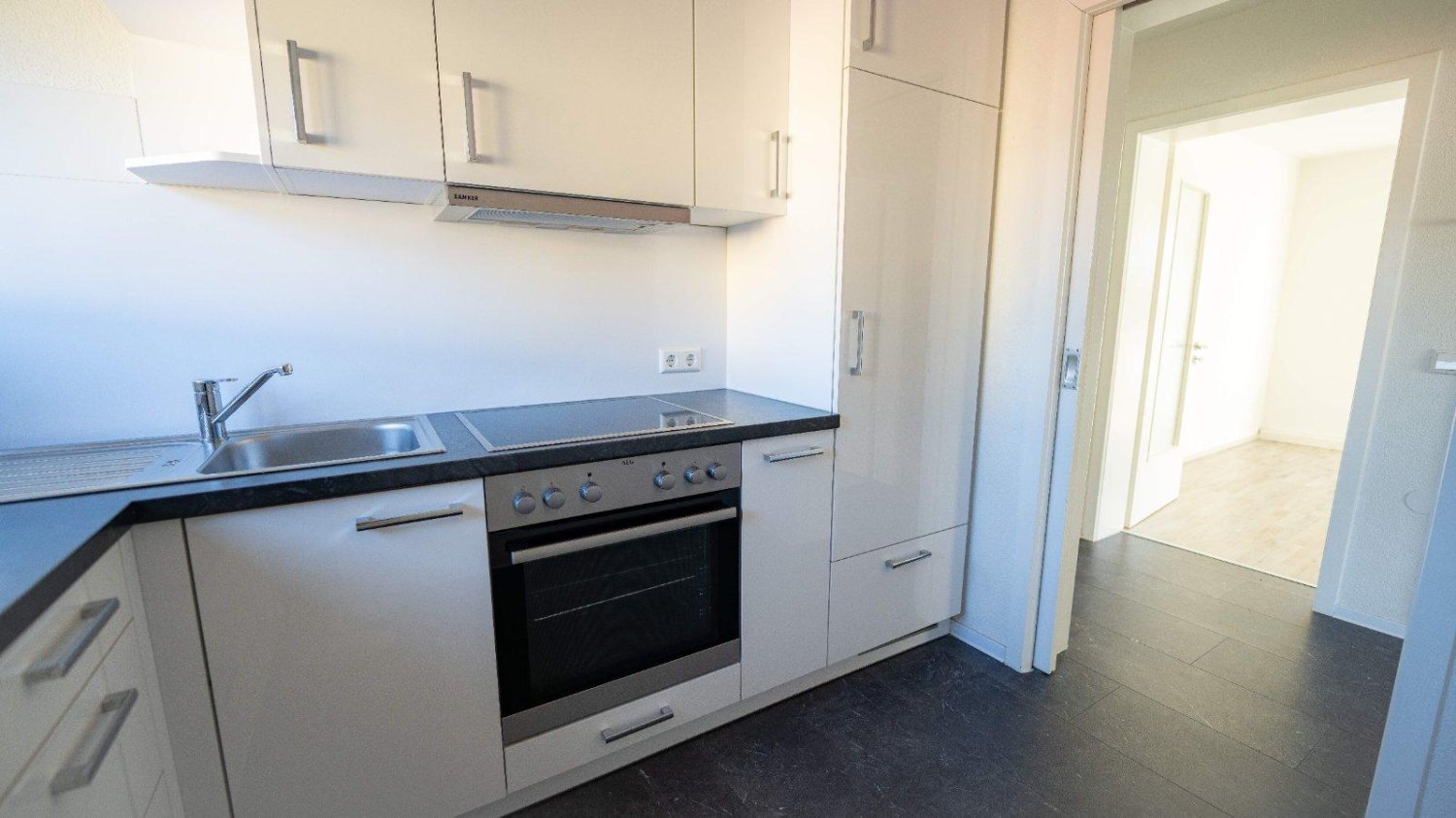 Casa de 6 habitaciónes en Baden-Wurttemberg, Germany No. 101450