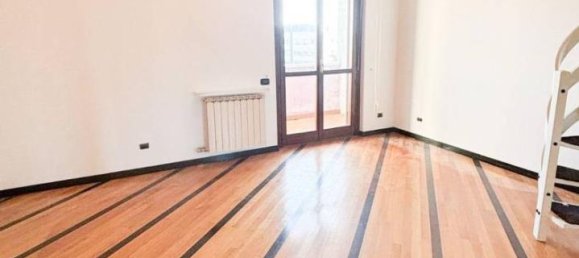 3 rooms Penthouse in Rozzano, Italy No. 136944 4