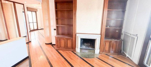 3 rooms Penthouse in Rozzano, Italy No. 136944 14