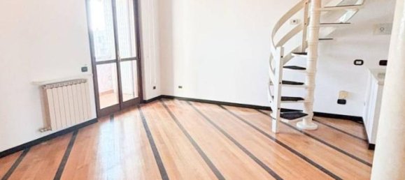 3 rooms Penthouse in Rozzano, Italy No. 136944 3