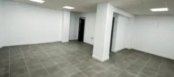 370m² Commercial property in Santa Cruz de Tenerife, Spain No. 169521 3