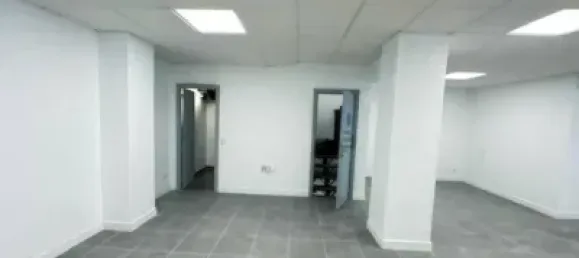 370m² Commercial property in Santa Cruz de Tenerife, Spain No. 169521 2