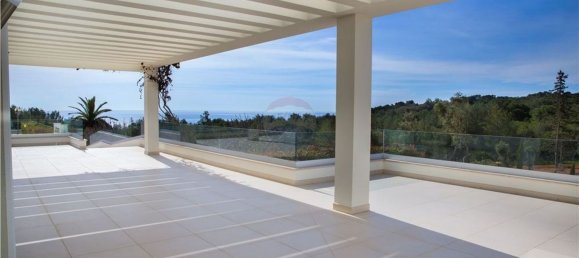 Дом с 5 спальнями в Алвор, Португалия № 186958 13