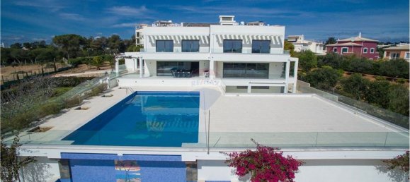 Дом с 5 спальнями в Алвор, Португалия № 186958 24