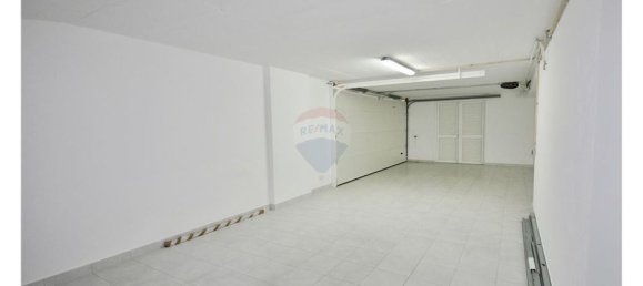 Дом с 5 спальнями в Алвор, Португалия № 186958 39