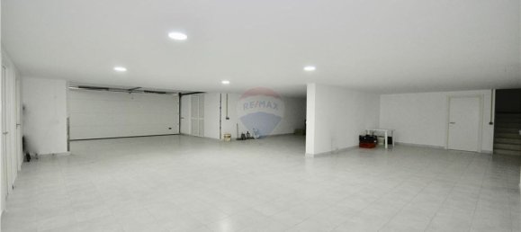 Дом с 5 спальнями в Алвор, Португалия № 186958 27