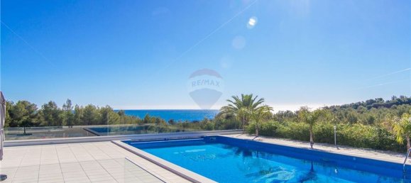 Дом с 5 спальнями в Алвор, Португалия № 186958 8