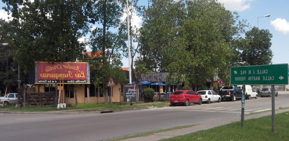 Propiedad comercial en Ituzaingó, Argentina No. 23241