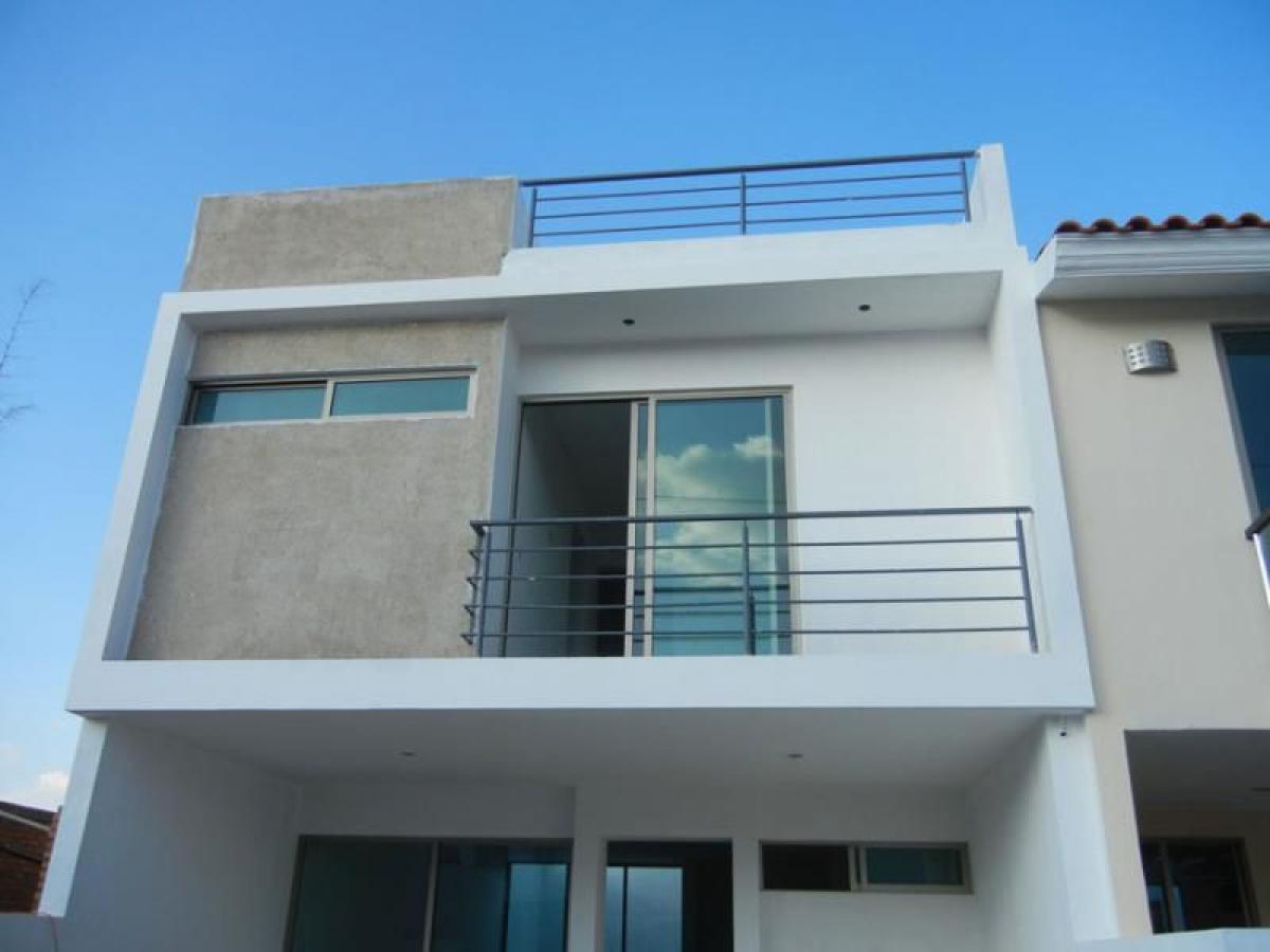 Casa de 3 dormitorios en Jalisco, Mexico No. 153425