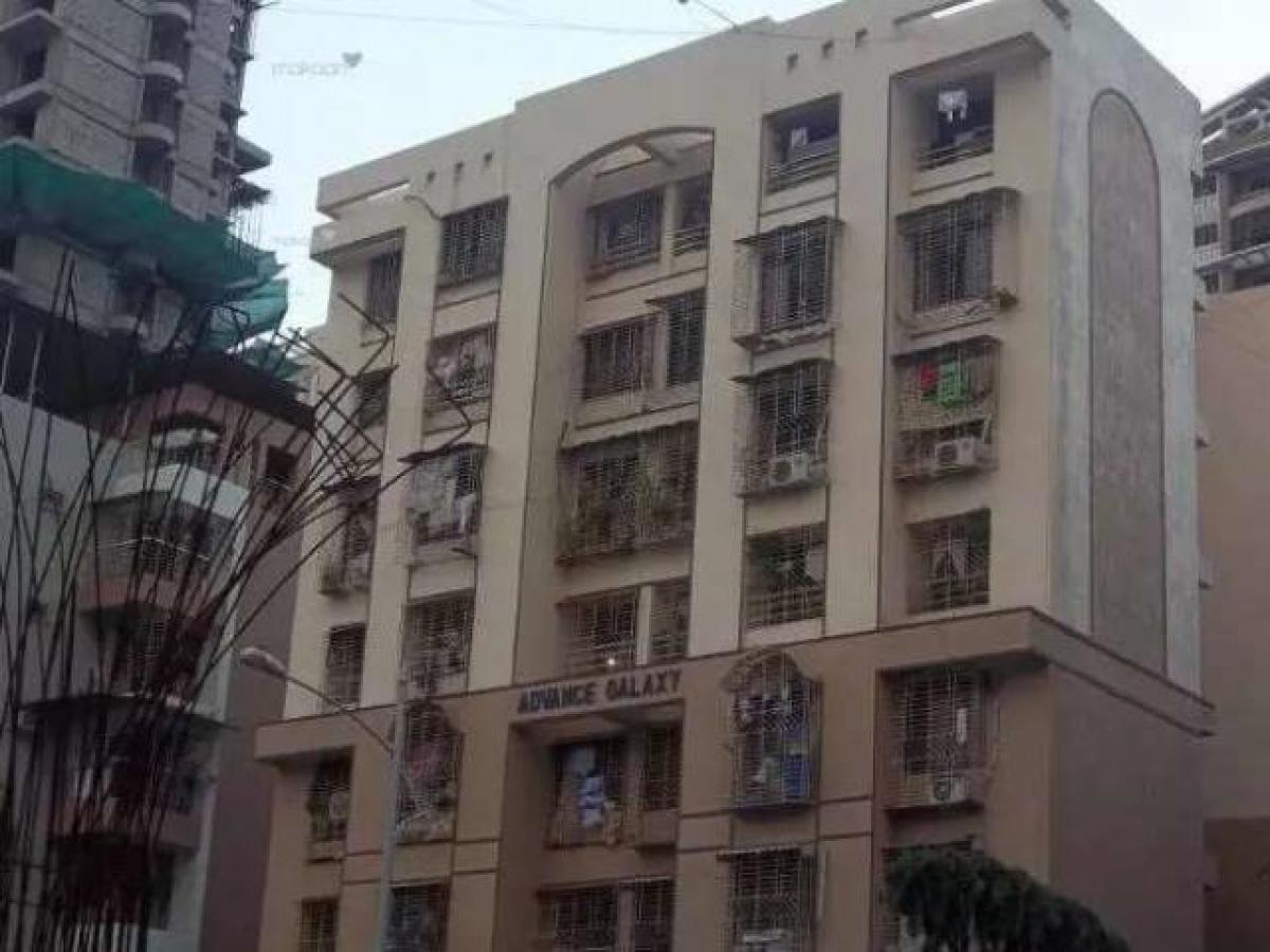 2 bedrooms House in Mumbai, India No. 16848