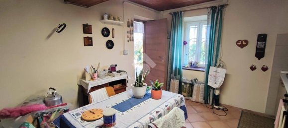 2 bedrooms House in Avolasca, Italy No. 223358 4