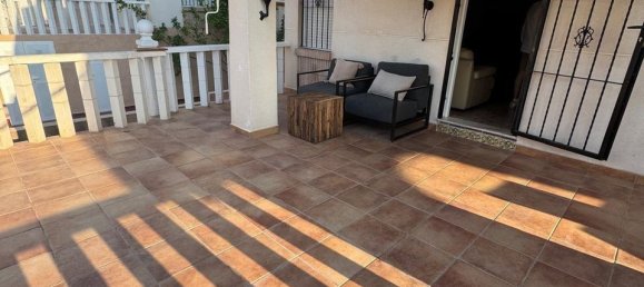 2 غرف نوم تاون هاوس في Alicante, Spain رقم 186482 2