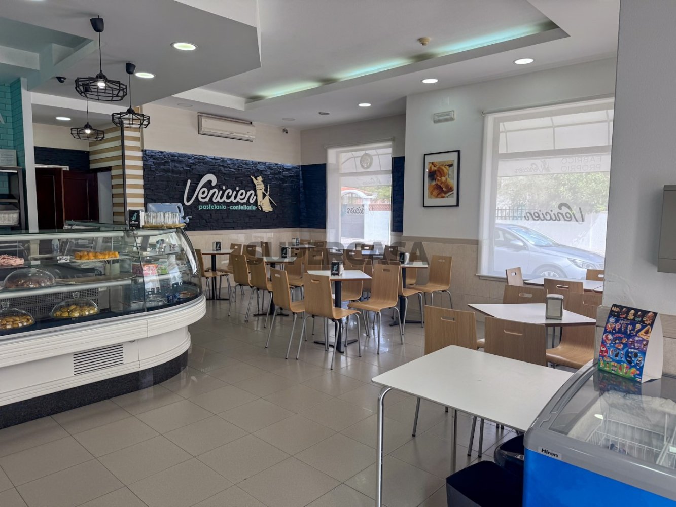 100m² Commercial property in Almeirim, Portugal No. 295091