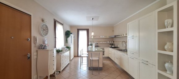3-Zimmer Doppelhaus in Thiene, Italy, Nr. 288562 12