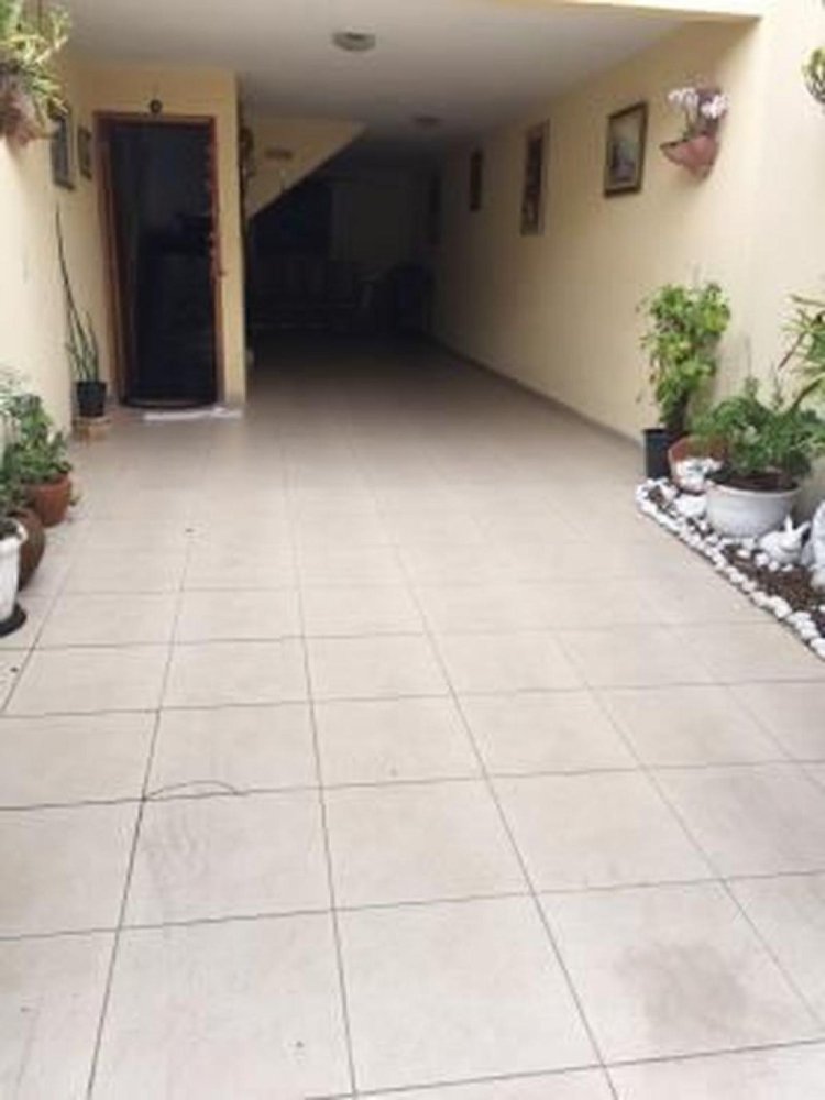 Casa de 3 dormitorios en Sao Paulo, Brazil No. 561152