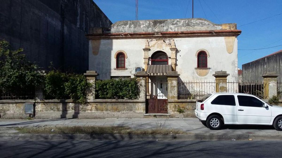 Terreno en Lanús, Argentina No. 49598