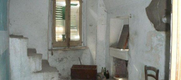 6 rooms House in Villalfonsina, Italy No. 19341 6