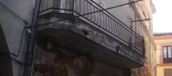 6 rooms House in Villalfonsina, Italy No. 19341 11