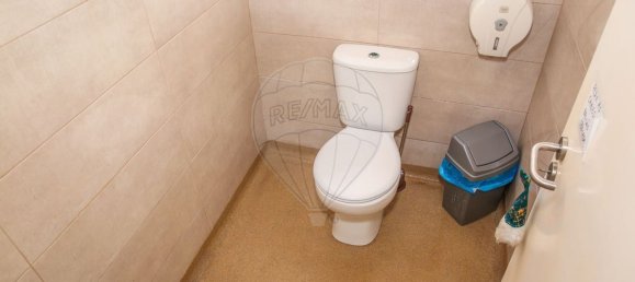 Gewerbliche Immobilie in Vila Franca de Xira, Portugal 177m², Nr. 222080 19