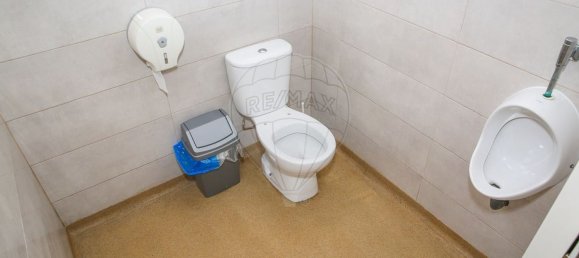 Gewerbliche Immobilie in Vila Franca de Xira, Portugal 177m², Nr. 222080 18