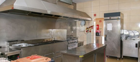 Gewerbliche Immobilie in Vila Franca de Xira, Portugal 177m², Nr. 222080 29