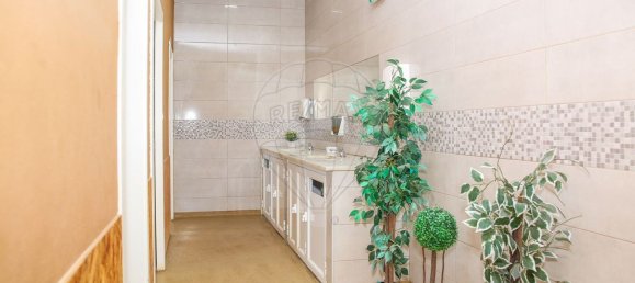 Gewerbliche Immobilie in Vila Franca de Xira, Portugal 177m², Nr. 222080 15