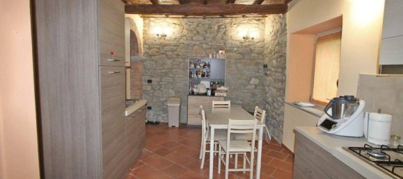 Villa de 5 habitaciónes en Fivizzano, Italy No. 164329 8