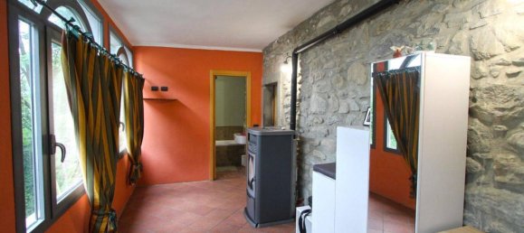 Villa de 5 habitaciónes en Fivizzano, Italy No. 164329 11