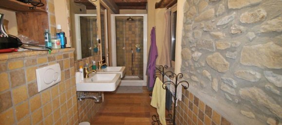 Villa de 5 habitaciónes en Fivizzano, Italy No. 164329 20