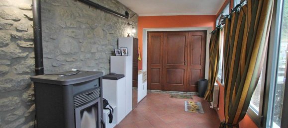 Villa de 5 habitaciónes en Fivizzano, Italy No. 164329 12