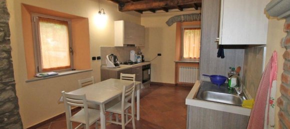 Villa de 5 habitaciónes en Fivizzano, Italy No. 164329 10