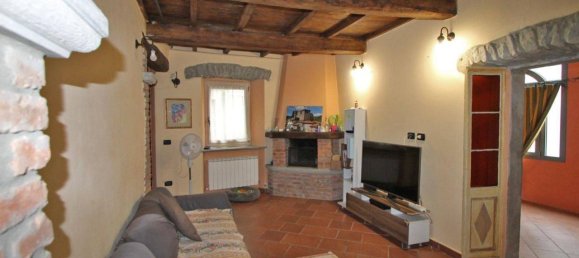 Villa de 5 habitaciónes en Fivizzano, Italy No. 164329 3