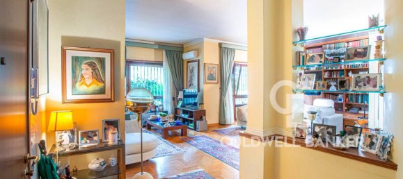 3 bedrooms Apartment in Rome, Italy No. 272632 10