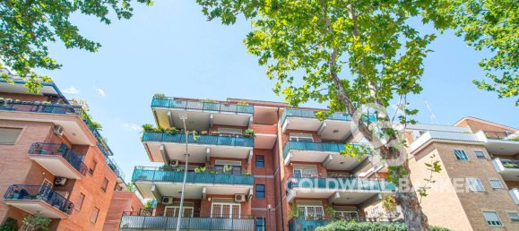 3 bedrooms Apartment in Rome, Italy No. 272632 45