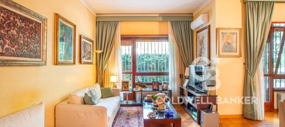 3 bedrooms Apartment in Rome, Italy No. 272632 11