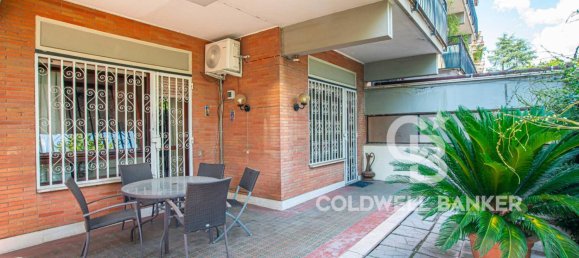 3 bedrooms Apartment in Rome, Italy No. 272632 12