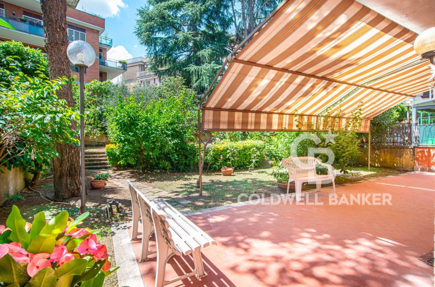 3 bedrooms Apartment in Rome, Italy No. 272632