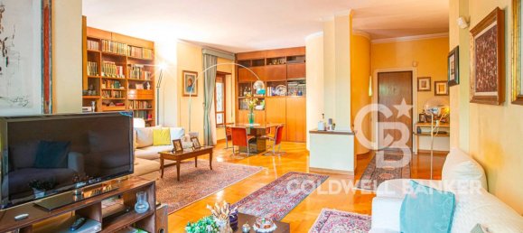 3 bedrooms Apartment in Rome, Italy No. 272632 3
