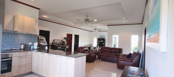 3 bedrooms Cafe / restaurant in Hua Hin, Thailand No. 7333 5