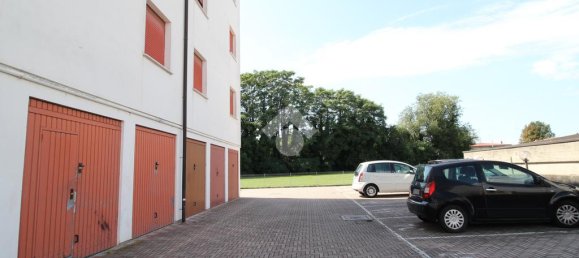 Квартира с 2 спальнями в Судзара, Италия № 329570 12