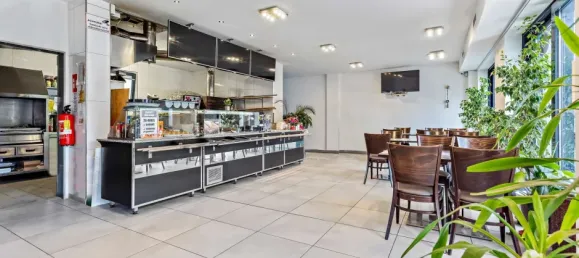 Edificio de 3 habitaciónes en Augsburg, Germany No. 58155 2