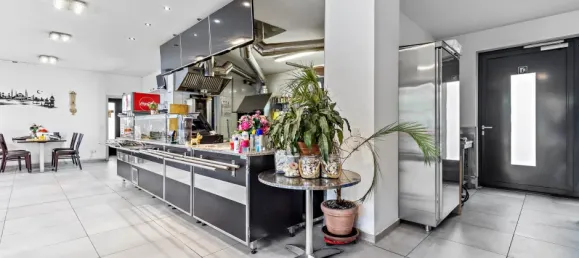 Edificio de 3 habitaciónes en Augsburg, Germany No. 58155 4