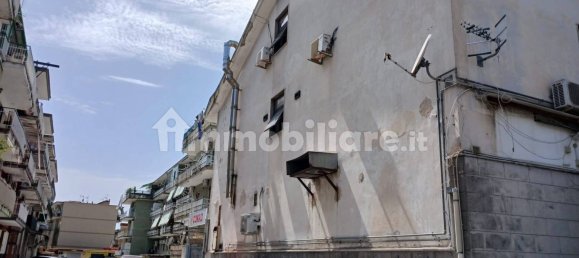 5 rooms Office in Naples, Italy No. 325222 20