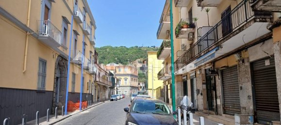 5 rooms Office in Naples, Italy No. 325222 4