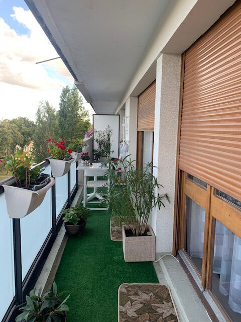 Apartamento de 1 dormitorio en Sezanne, France No. 88624