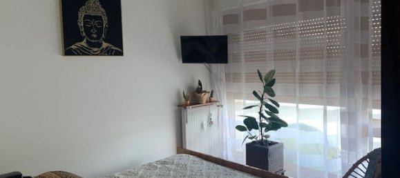 Apartamento de 1 dormitorio en Sezanne, France No. 88624 4