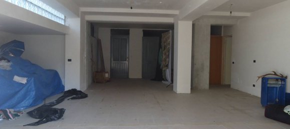 5 rooms House in Prata d'Ansidonia, Italy No. 268734 13