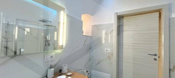 Casa de 3 habitaciónes en Triggiano, Italy No. 28741 4